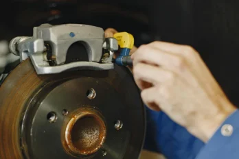 Brake Pad Wear & Tear in Dubai: What Every Driver Needs to Know