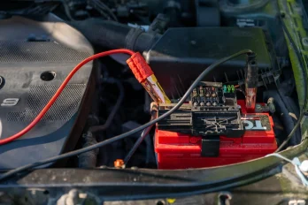 Car Battery Replacement & Testing in the UAE: What Every Driver Needs to Know