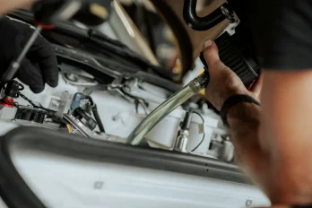 What Is a Full Car Service History — And Why It Matters in the UAE?